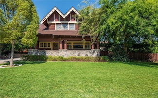 208 Highland Place, Monrovia, CA 91016