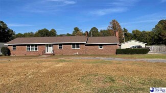 704 Spring St, Darlington, SC 29532