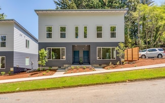 450 SE Shell Ave Unit 2, Depoe Bay, OR 97341