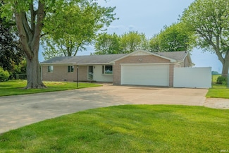 483 N 1100 E, Greentown, IN 46936