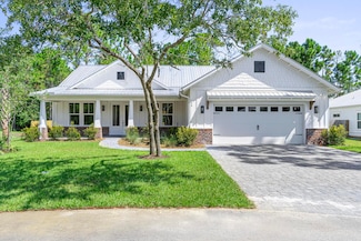 100 Grizzly St, Freeport, FL 32439