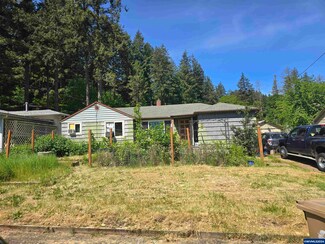140 7th Ave, Sweet Home, OR 97386