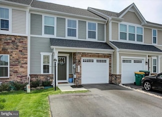 1194 Emilys Ct, Greencastle, PA 17225