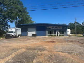 2700 Reeves St, Dothan, AL 36303