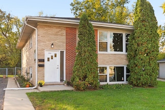 286 Wayne Ct Unit 2, Bartlett, IL 60103