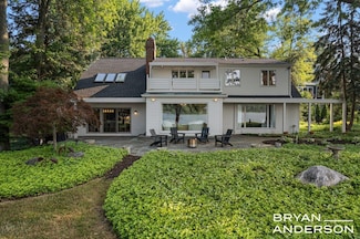 3150 Manhattan Ln SE, Grand Rapids, MI 49506