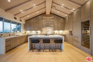 1822 Westridge Rd, Los Angeles, CA 90049