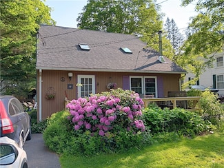 118 Roosevelt Ave, Roxbury, NY 12474