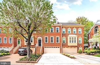 9957 Foxborough Cir, Rockville, MD 20850