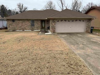 203 Amber Oaks Dr, Sherwood, AR 72120