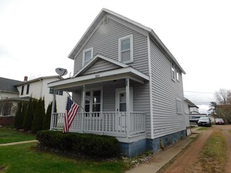 107 1/2 N Polk St, Merrill, WI 54452
