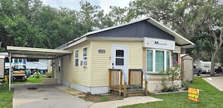 10303 Long John Silver Rd, Thonotosassa, FL 33592