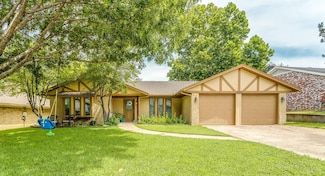 2123 Valleydale Dr, Arlington, TX 76013