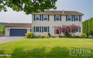 6 James St, Mill Hall, PA 17751
