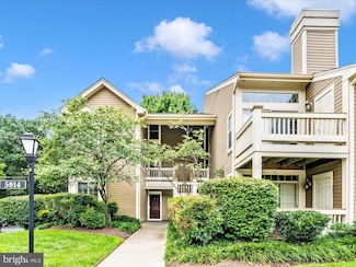 5914 Barbados Place Unit 202, Rockville, MD 20852