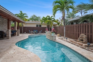 49 SE 6th St, Dania, FL 33004