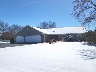 5939 Targee Trail, Roscoe, IL 61073