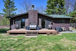 10151 N Sandy Beach Rd, Hayward, WI 54843