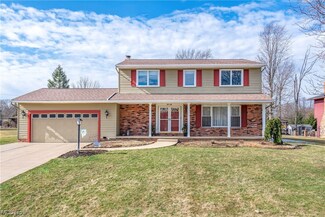 8110 W Ridge Dr, Broadview Heights, OH 44147