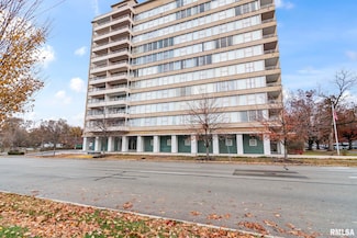 718 S 7th St Unit 405, Springfield, IL 62703