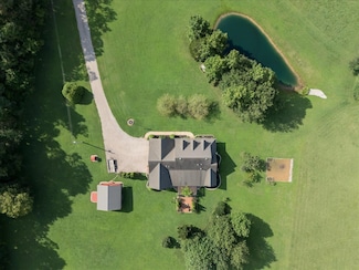 295 Wade Dr, Rossville, TN 38066
