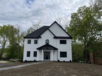 1659 Citation Dr, South Park Township, PA 15129