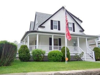 596 Eastern Ave, Lynn, MA 01902
