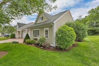 22 Emily Cir, Meredith, NH 03253