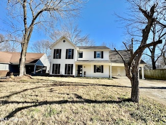 370 Woodsmoke Dr, Southaven, MS 38671