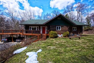3079 Webb Rd, La Fayette, NY 13084
