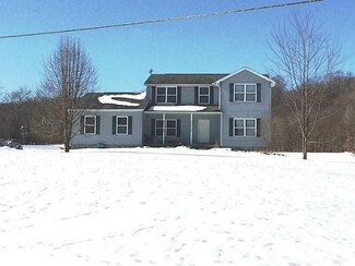 3949 Old Mercer Rd, New Castle, PA 16105