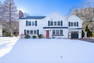 30 Crestwood Dr, Wellesley Hills, MA 02481