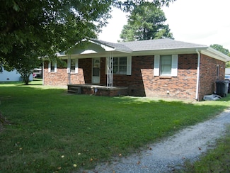 519 Swanee St, Lafayette, TN 37083