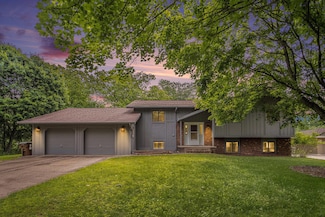 717 Novak Ln, Big Rapids, MI 49307