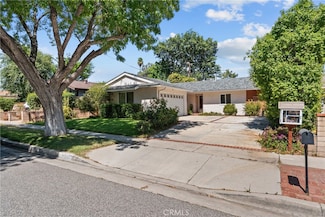 27124 Cabrera Ave, Santa Clarita, CA 91350