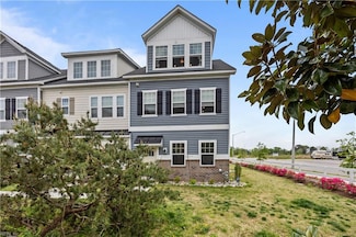 454 Asuza St, Chesapeake, VA 23323