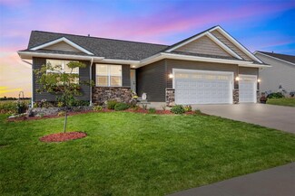 1601 Prairie Rose Dr SW, Cedar Rapids, IA 52404