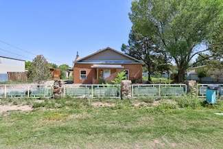250 Valle Grande Rd, Bosque Farms, NM 87068