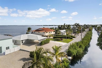 1733 Sunrise Dr, Big Pine Key, FL 33043