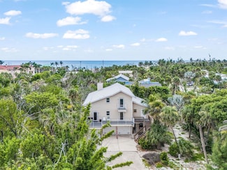 6447 Pine Ave, Sanibel, FL 33957