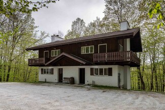 469 Old Coach Rd, Killington, VT 05751
