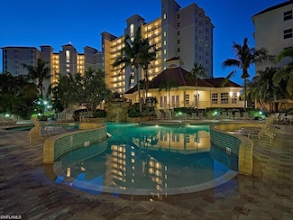 470 Launch Cir Unit 503, Naples, FL 34108