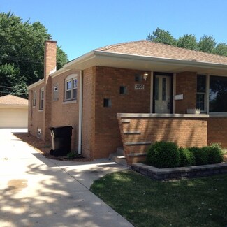 3932 W 107th St, Chicago, IL 60655