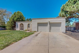 6825 Luella Anne Ct NE, Albuquerque, NM 87109