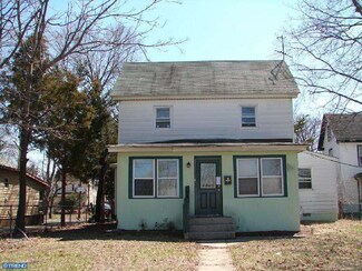 20 W Wood St, Paulsboro, NJ 08066