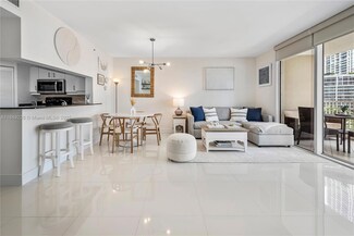 701 Brickell Key Blvd Unit 708, Miami, FL 33131