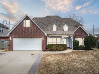 11926 S Date Ave, Jenks, OK 74037