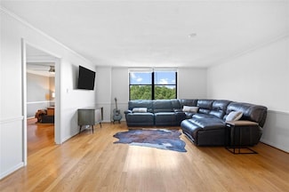2965 Pharr Court South NW Unit 817, Atlanta, GA 30305