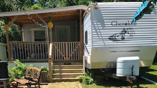 17/163 Woodhaven Dr E, Sublette, IL 61367