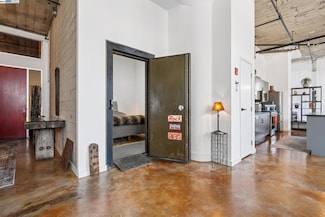 247 4th St Unit 202, Oakland, CA 94607